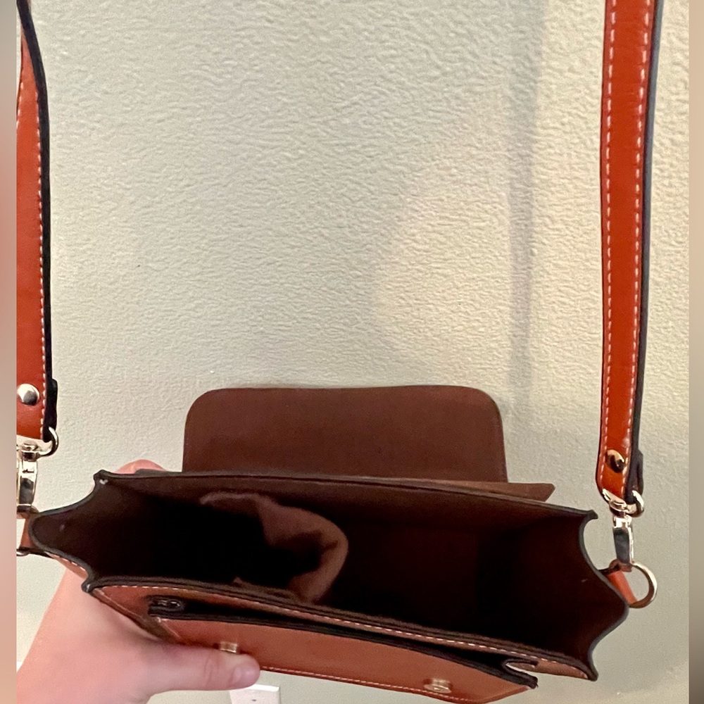 Polaroid camera bag, brown cognac, faux leather, crossbody strap - Picture 2 of 3